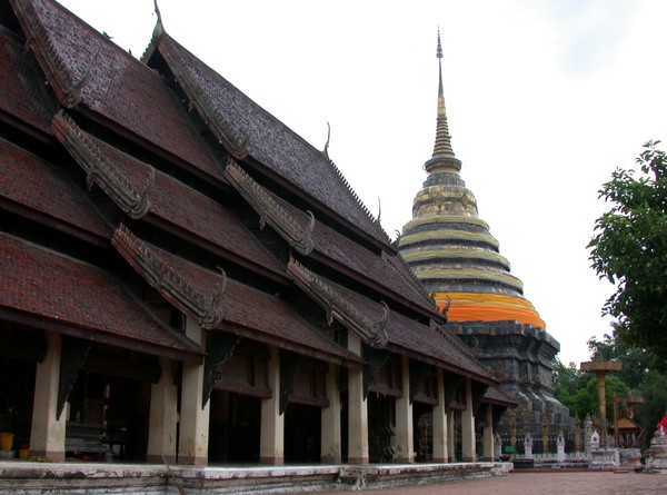 Wihan Luang Temple